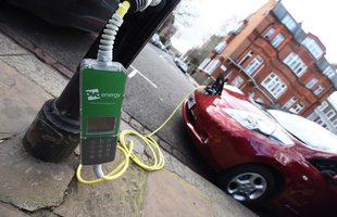 Portsmouth City Council to roll out street light charging for electric vehicles