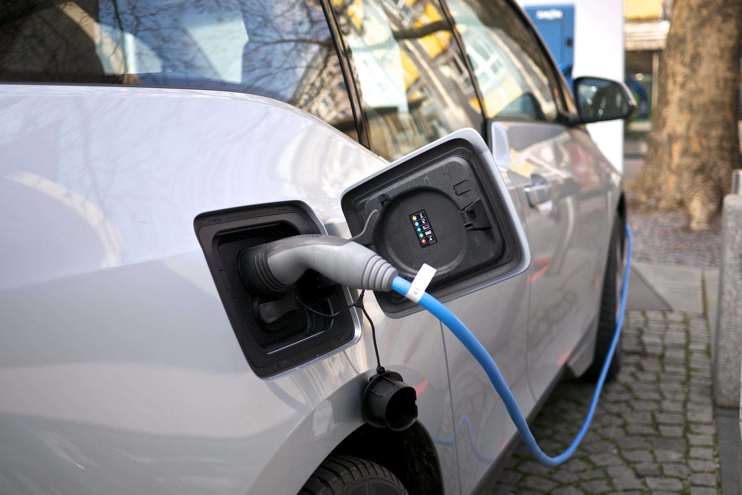 the-ev-network-seeit-emerges-with-investment-plan-for-uk-s-charging